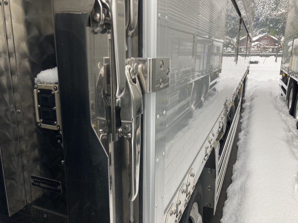 日野 プロフィア 2DG-FW1AHCの写真12