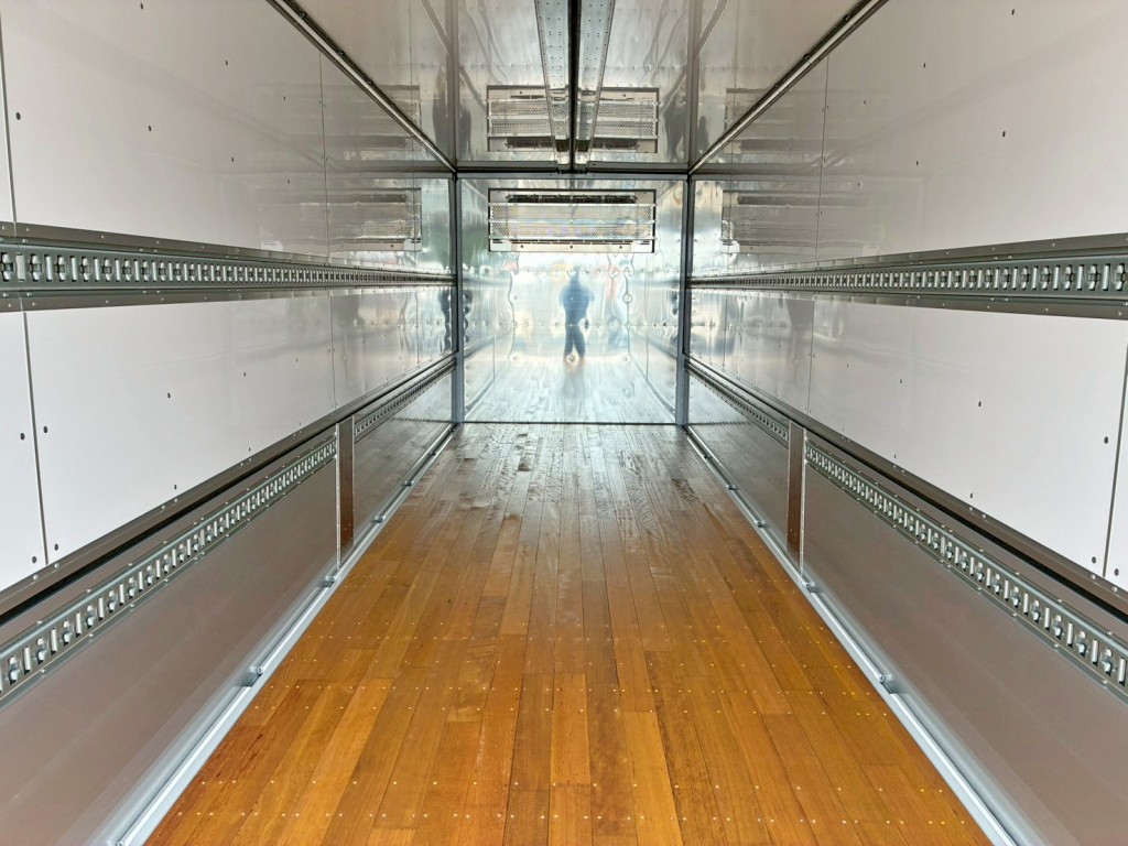 日野 プロフィア 2DG-FW1AHCの写真11