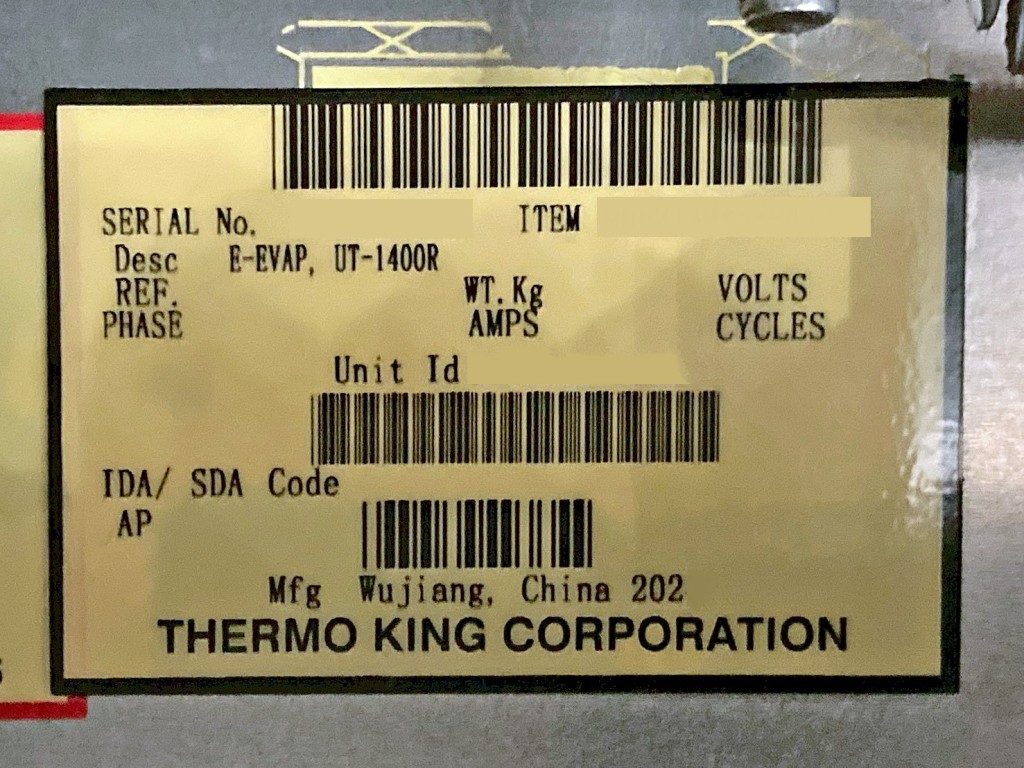 冷凍機のプレートです。|日野 プロフィア 2DG-FW1AHCの写真32