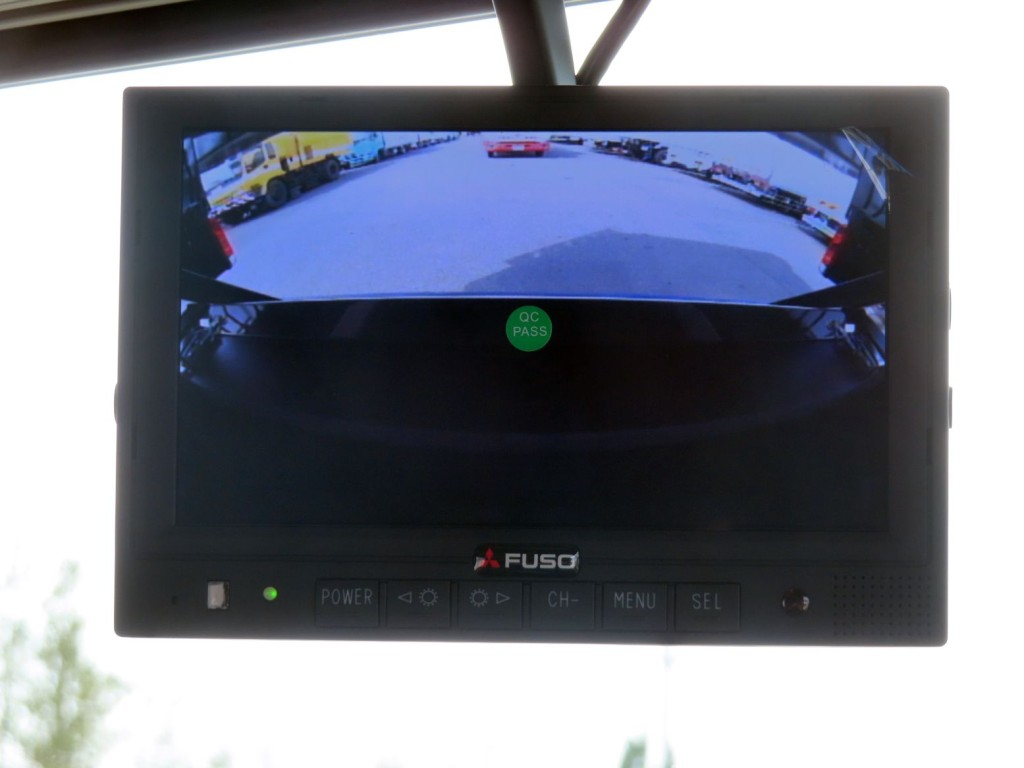 液晶バックモニター付きです。|三菱 スーパーグレート 2PG-FV80VZの写真22