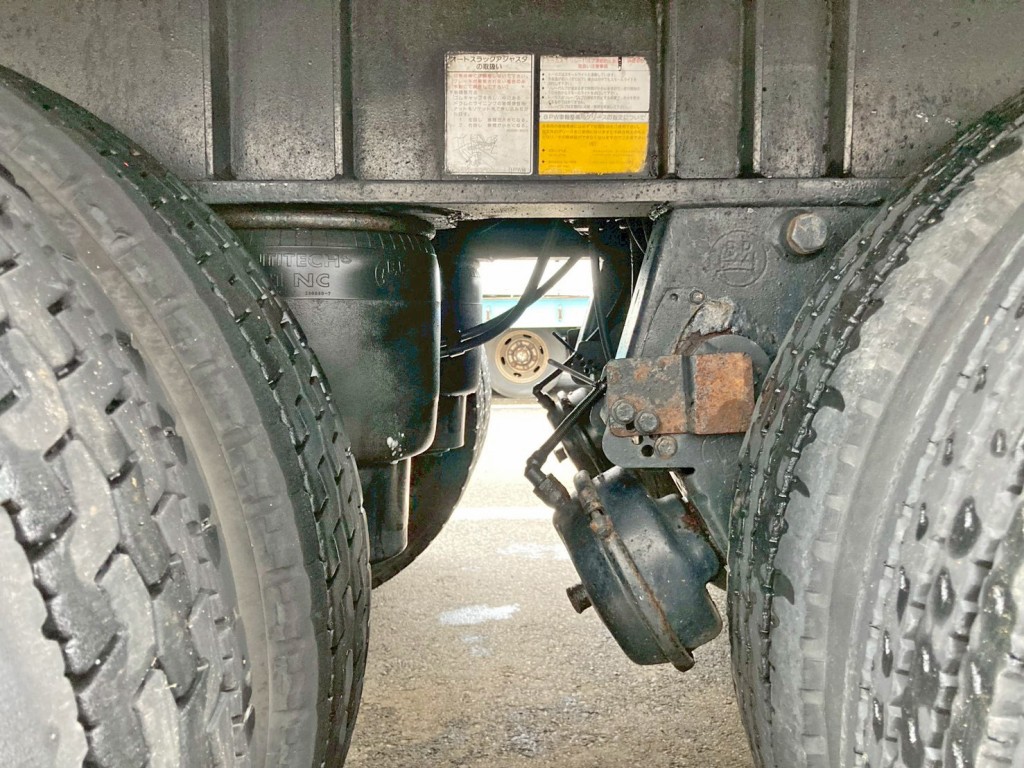 エアサスです。|トレクス  PFB34116の写真5