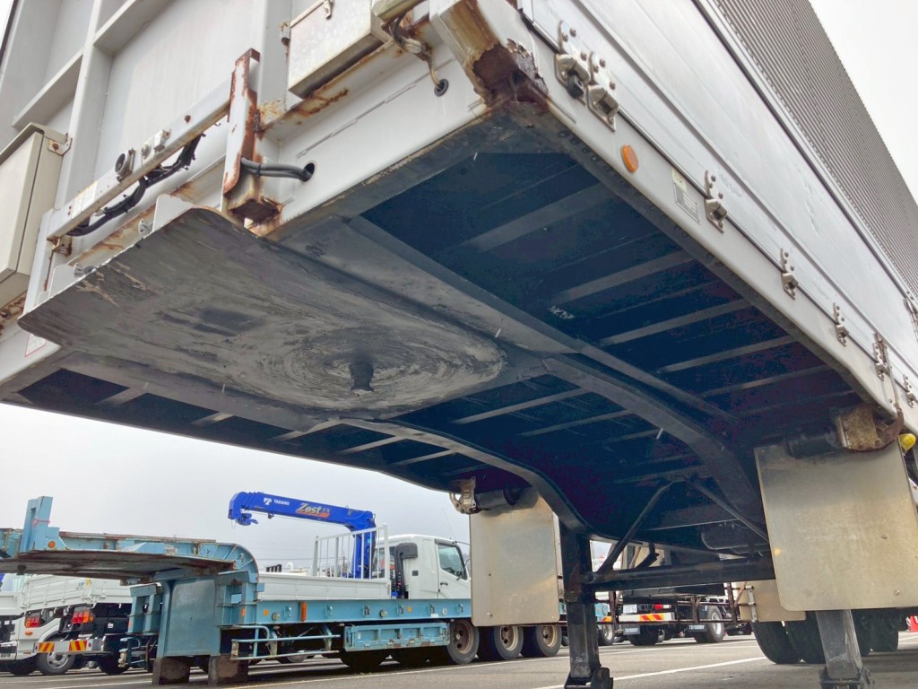 下回りの状態です。(前方)|トレクス PFB34116の写真8