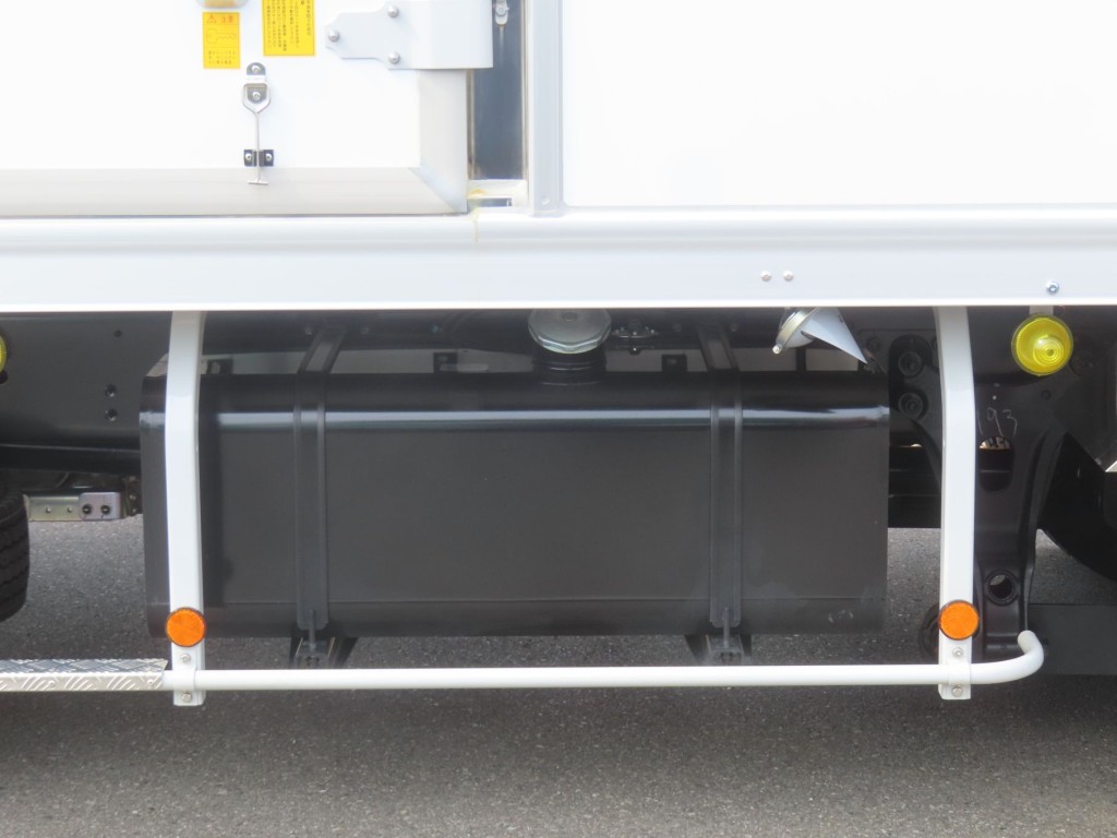 燃料タンクは200Lです。|日野 レンジャー 2KG-FD2ABG(2WD)の写真31