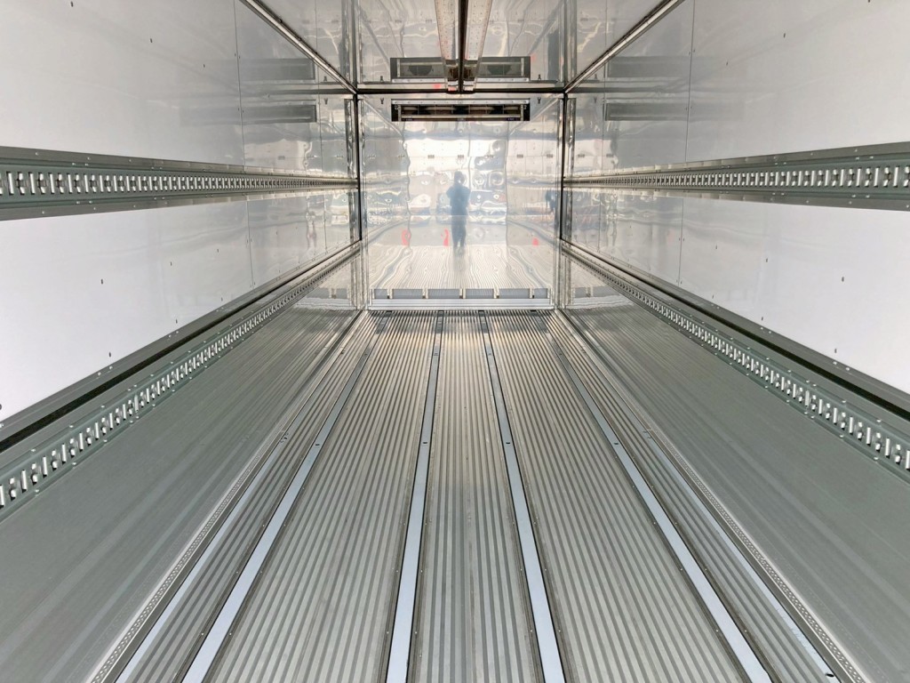 日野 プロフィア 2DG-FW1AHCの写真11