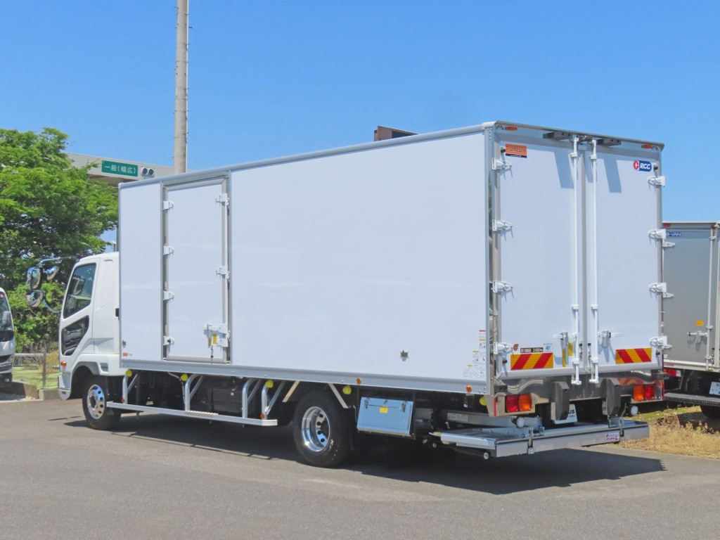 三菱 ファイター 2KG-FK65F(2WD)の写真3