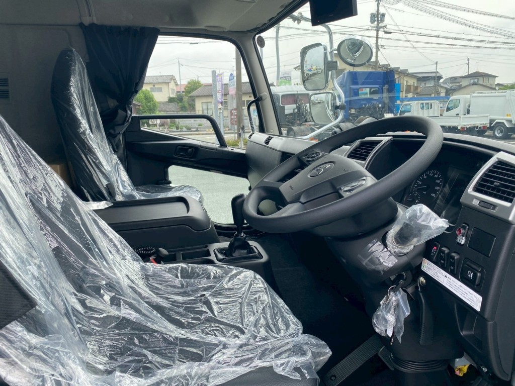 三菱 ファイター 2KG-FK65F(2WD)の写真7