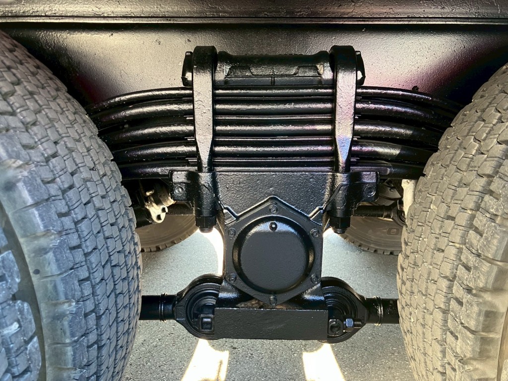 リーフサスです。|UDトラックス クオン QKG-CG5ZMの写真5