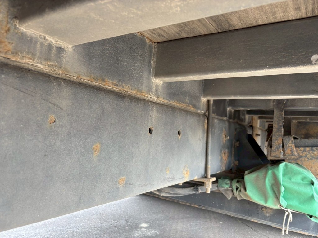 シャーシとネタの状態です。|UDトラックス クオン QKG-CG5ZMの写真7