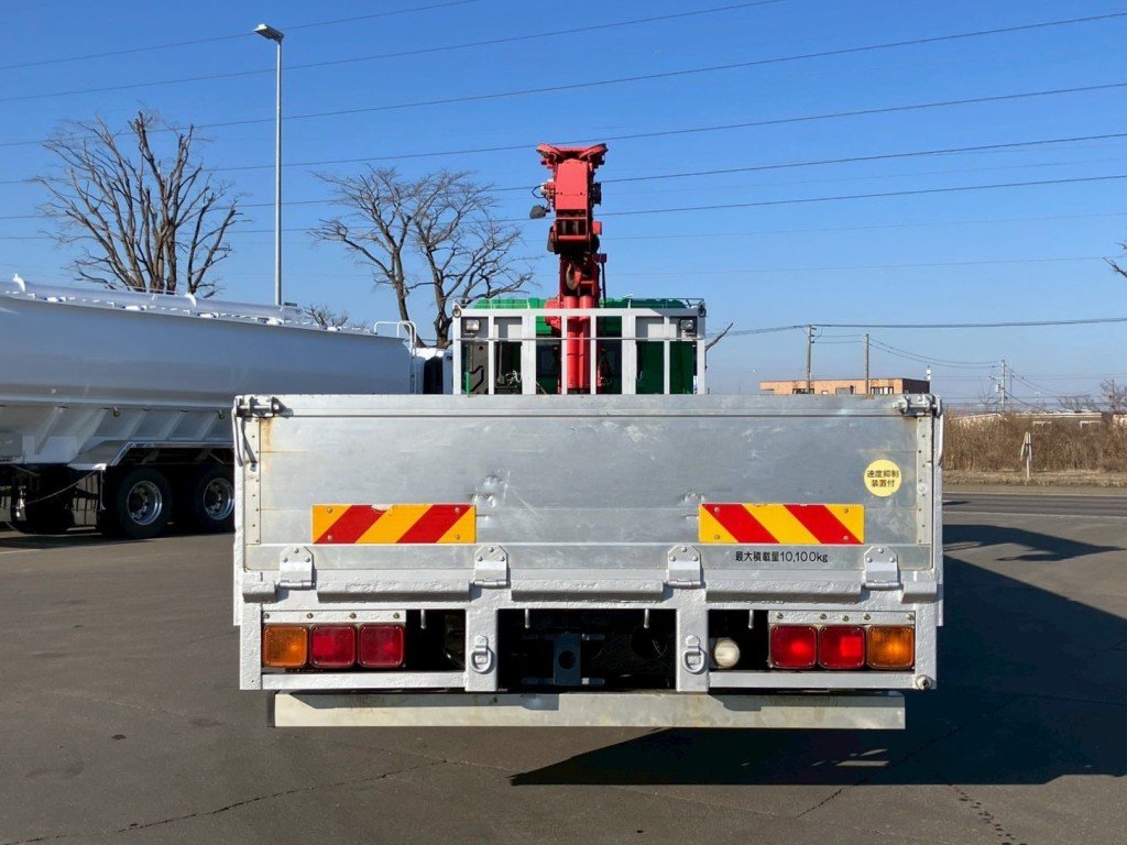 リヤ周りの状態です。|UDトラックス クオン QKG-CG5ZMの写真15