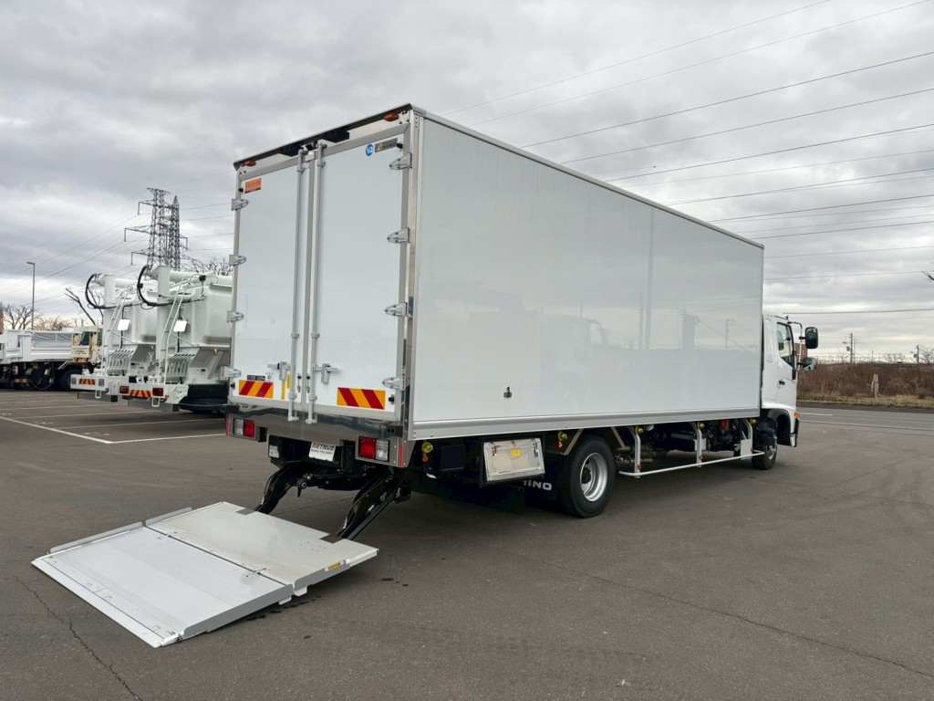 日野 レンジャー 2KG-FD2ABG(2WD)の写真4