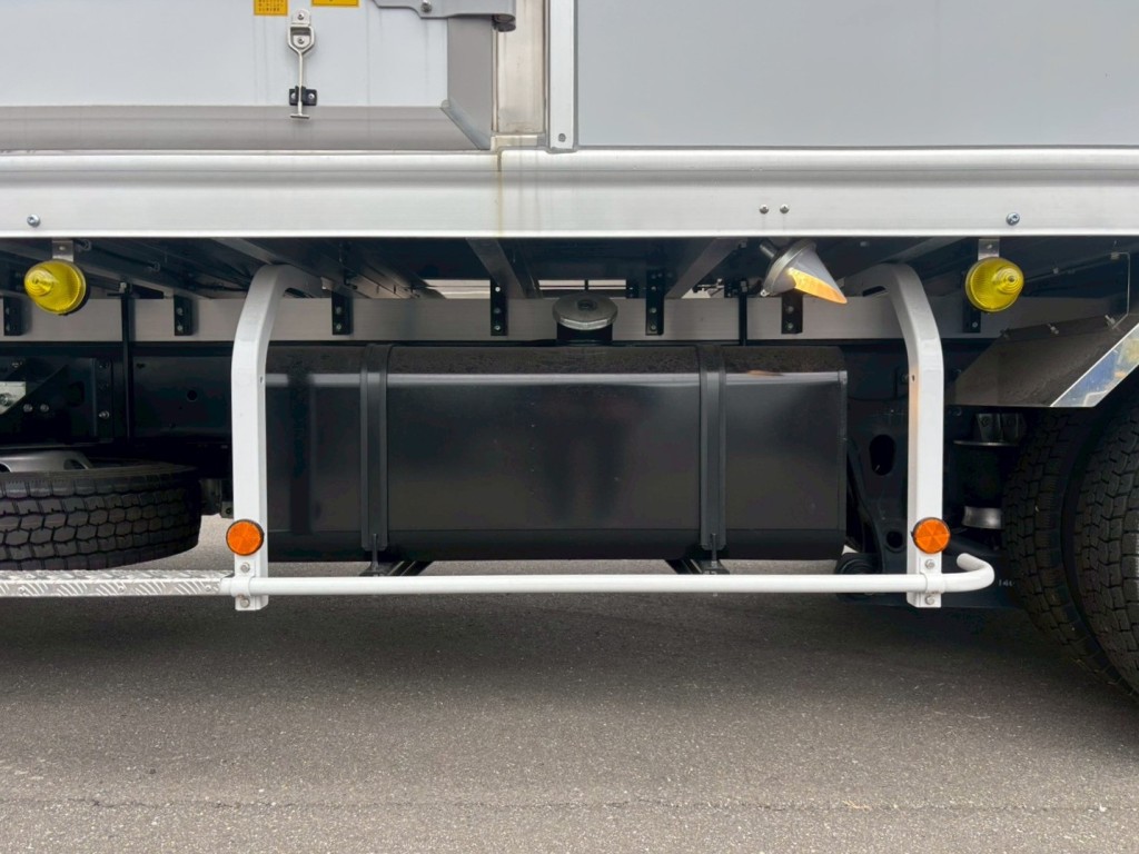 燃料タンクは200Lです。|日野 レンジャー 2KG-FD2ABG(2WD)の写真27