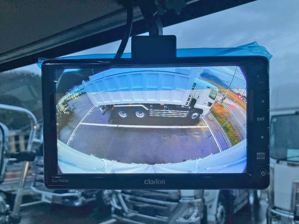 液晶バックモニター付きです。|日野 レンジャー 2KG-FD2ABG(2WD)の写真25