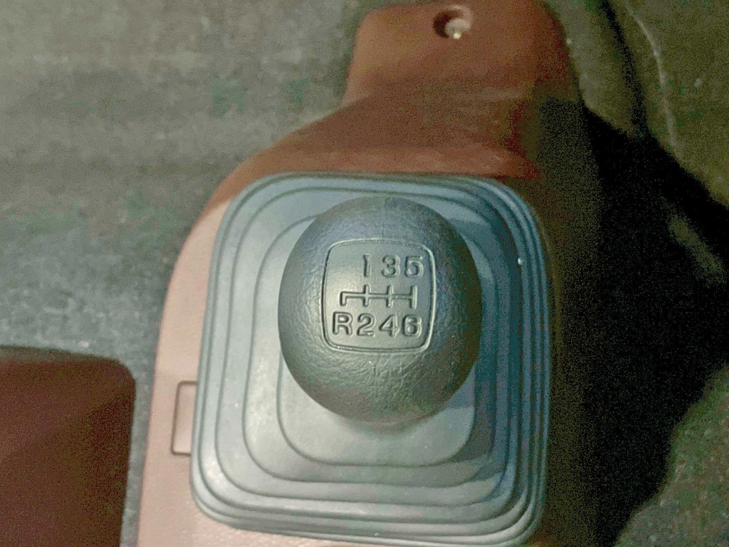 日野 レンジャー 2KG-FD2ABG(2WD)の写真30