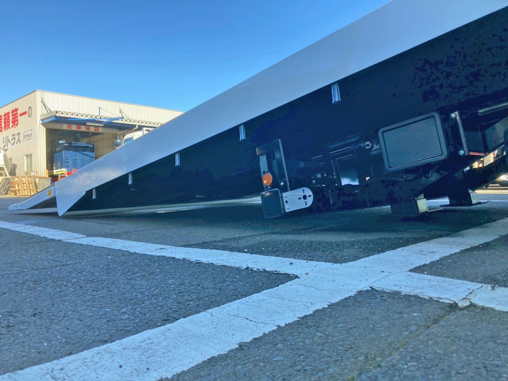 日野 プロフィア 2DG-FQ1AJCの写真16