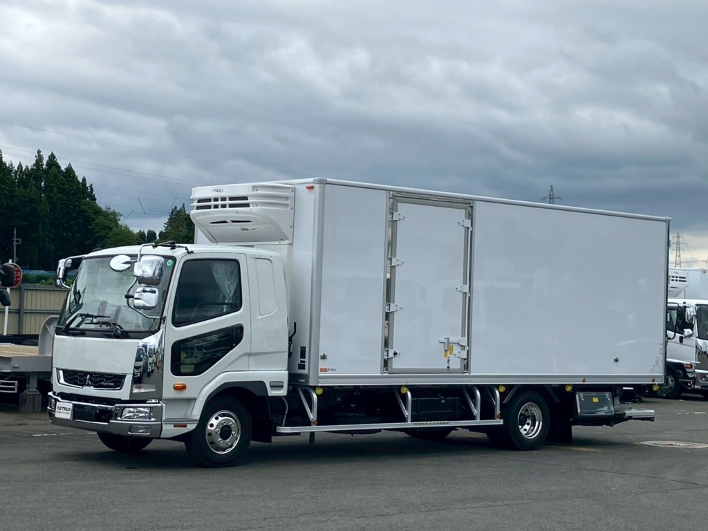 三菱 ファイター 2KG-FK65F(2WD)の写真1