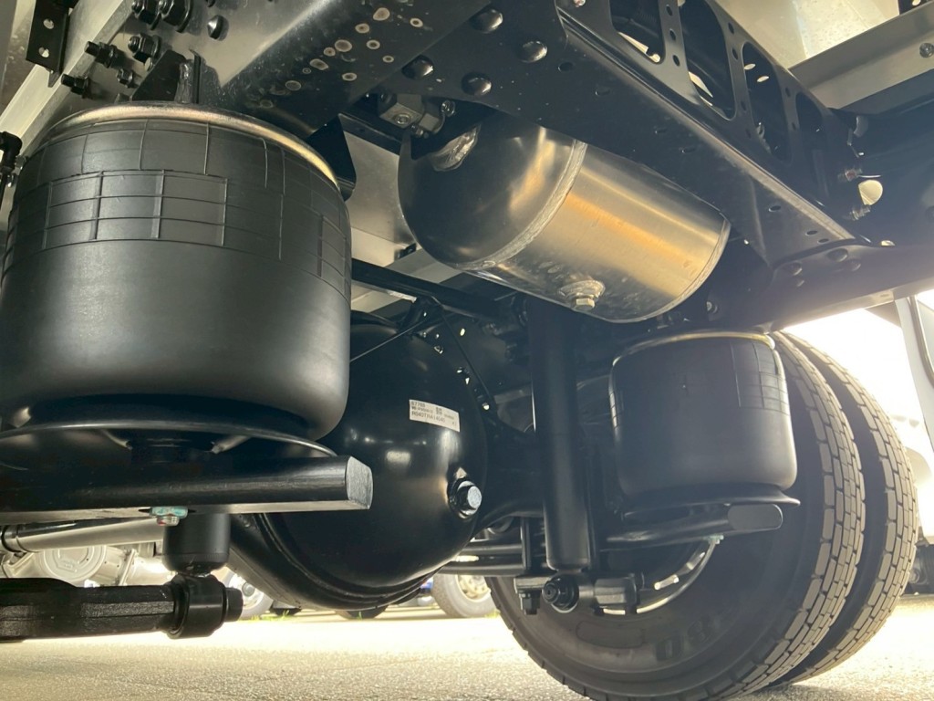 三菱 ファイター 2KG-FK65F(2WD)の写真5