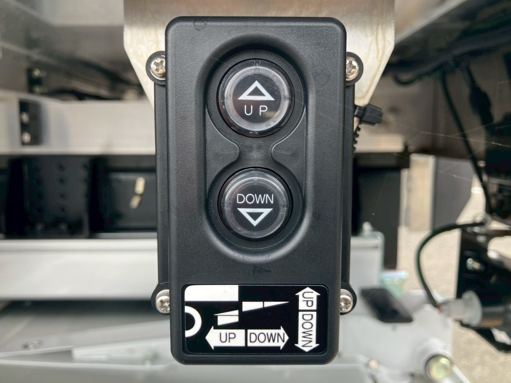 三菱 ファイター 2KG-FK65F(2WD)の写真18