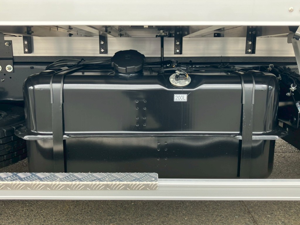 三菱 ファイター 2KG-FK65F(2WD)の写真25