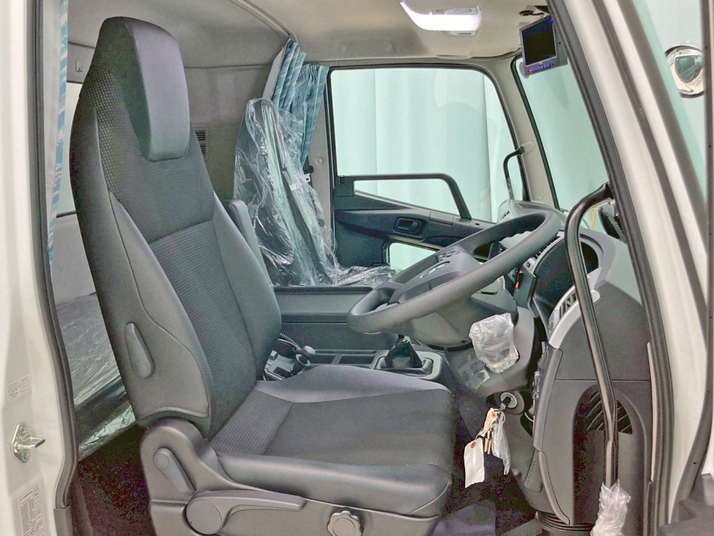 三菱 ファイター 2KG-FK65F(2WD)の写真7