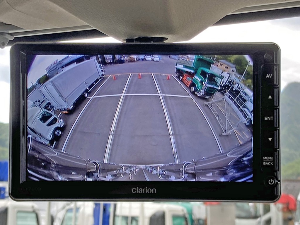 液晶バックモニター付きです。|日野 プロフィア 2DG-FW1AHCの写真27