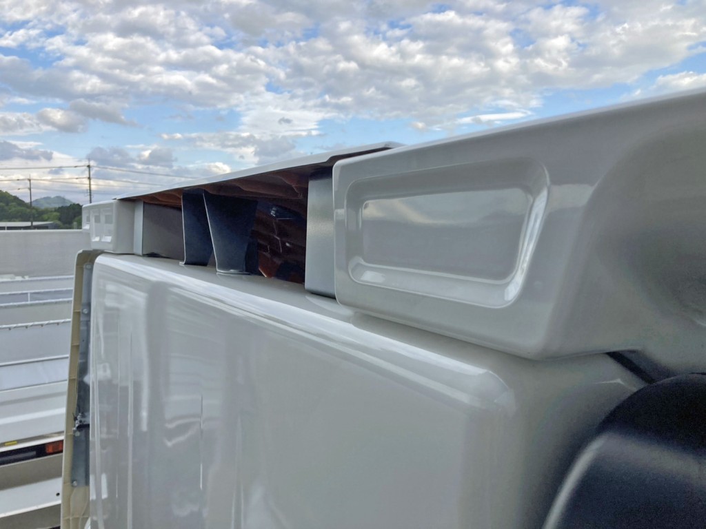 日野 プロフィア 2DG-FW1AHCの写真33