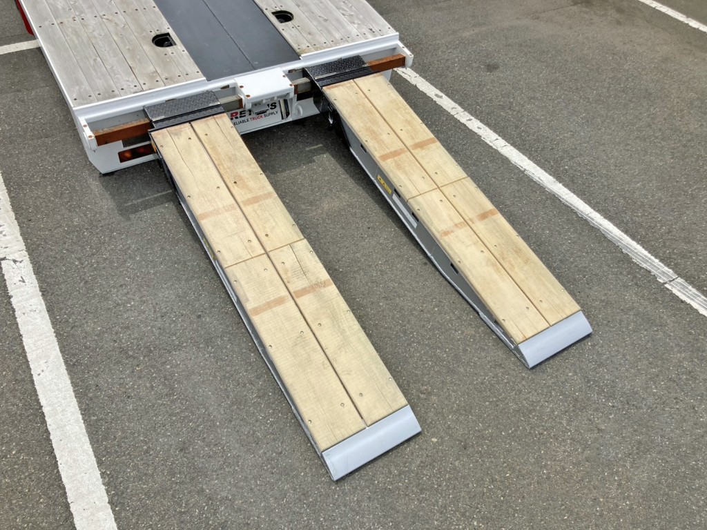 自動歩みです。|日野 プロフィア 2DG-FQ1AJCの写真14