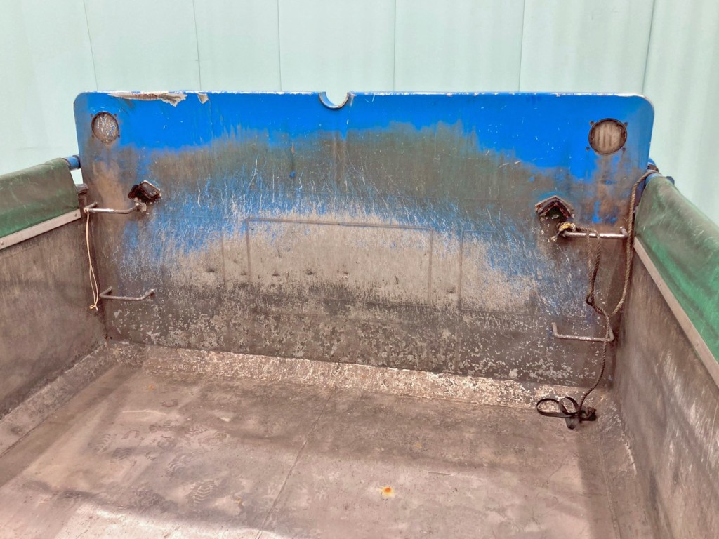 プロテクター中央上部はU字加工されています。|東急  TF36H2C3の写真12