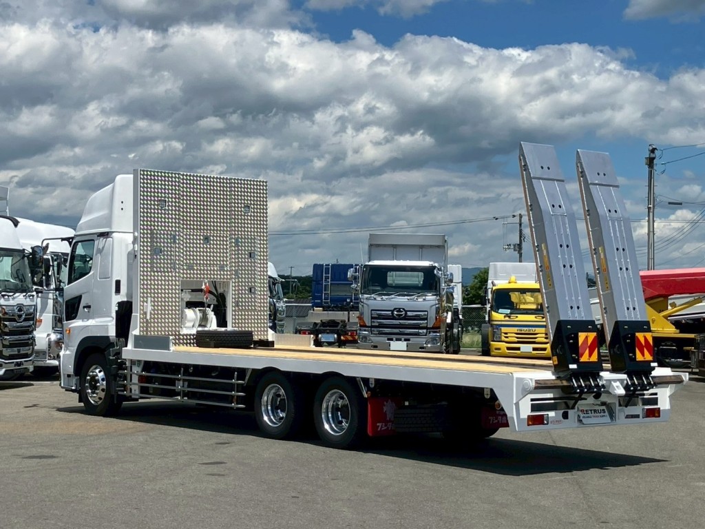 日野 プロフィア 2DG-FQ1AJCの写真3