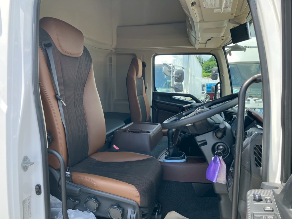 日野 プロフィア 2DG-FQ1AJCの写真7