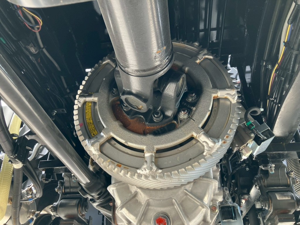 日野 プロフィア 2DG-FQ1AJCの写真18