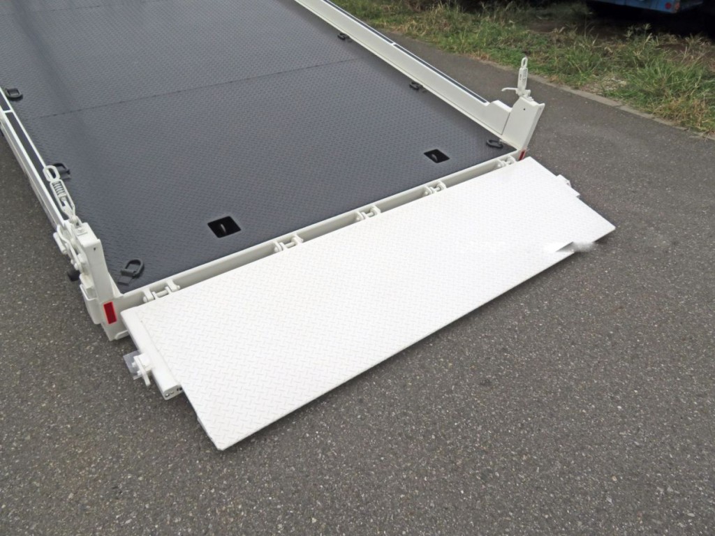 自動歩みです。|日野 レンジャー 2KG-FE2ACAの写真14