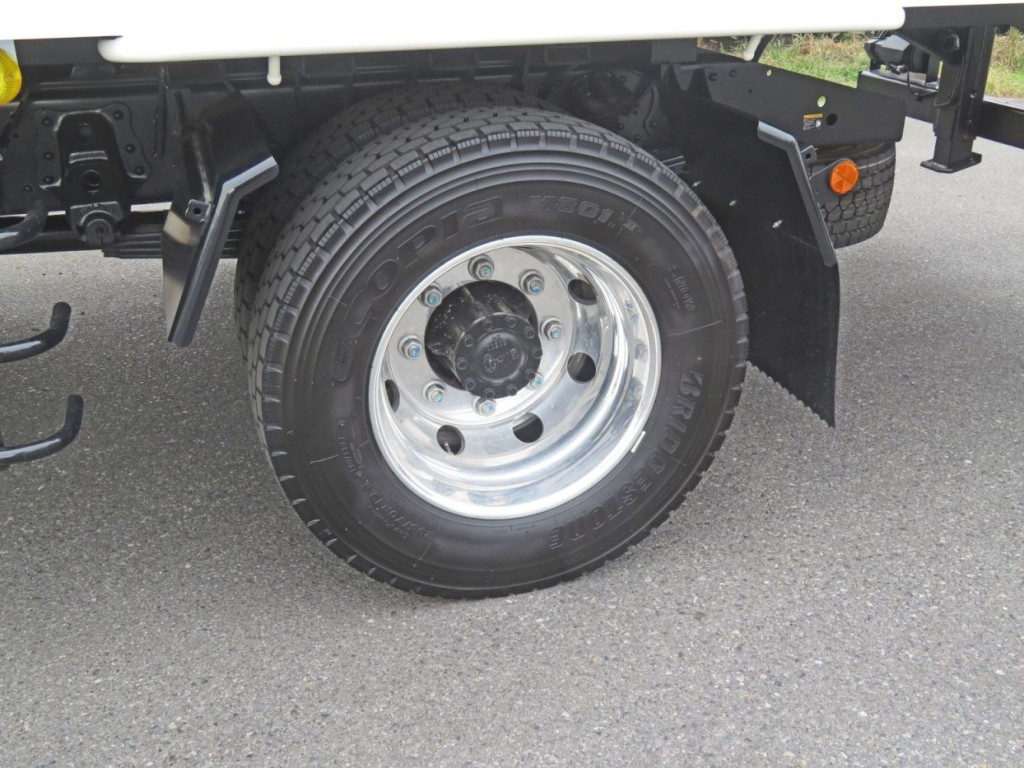 アルミホイールです。|日野 レンジャー 2KG-FE2ACAの写真27