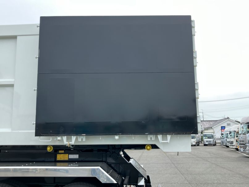 リヤ扉は片開き式です。|コダイラ  KFL32改の写真30