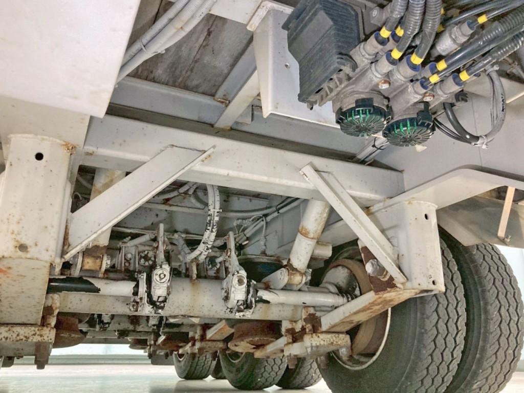 下回りの状態です。(中央後方)|フルハーフ DFPDG241A改の写真10