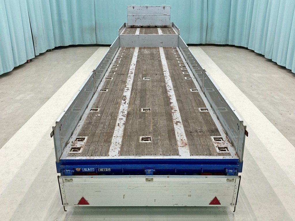 床は板張りです。|フルハーフ DFPDG241A改の写真15