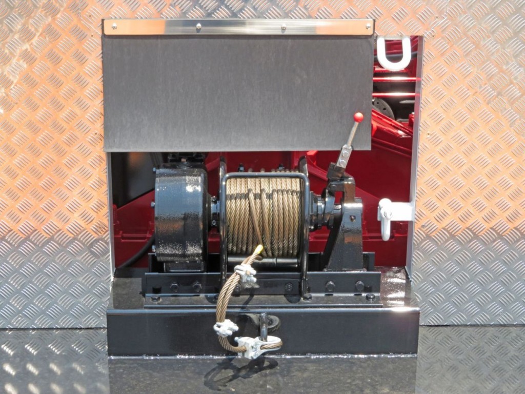 ウィンチ付きです。|三菱 スーパーグレート 2PG-FY80VYの写真12