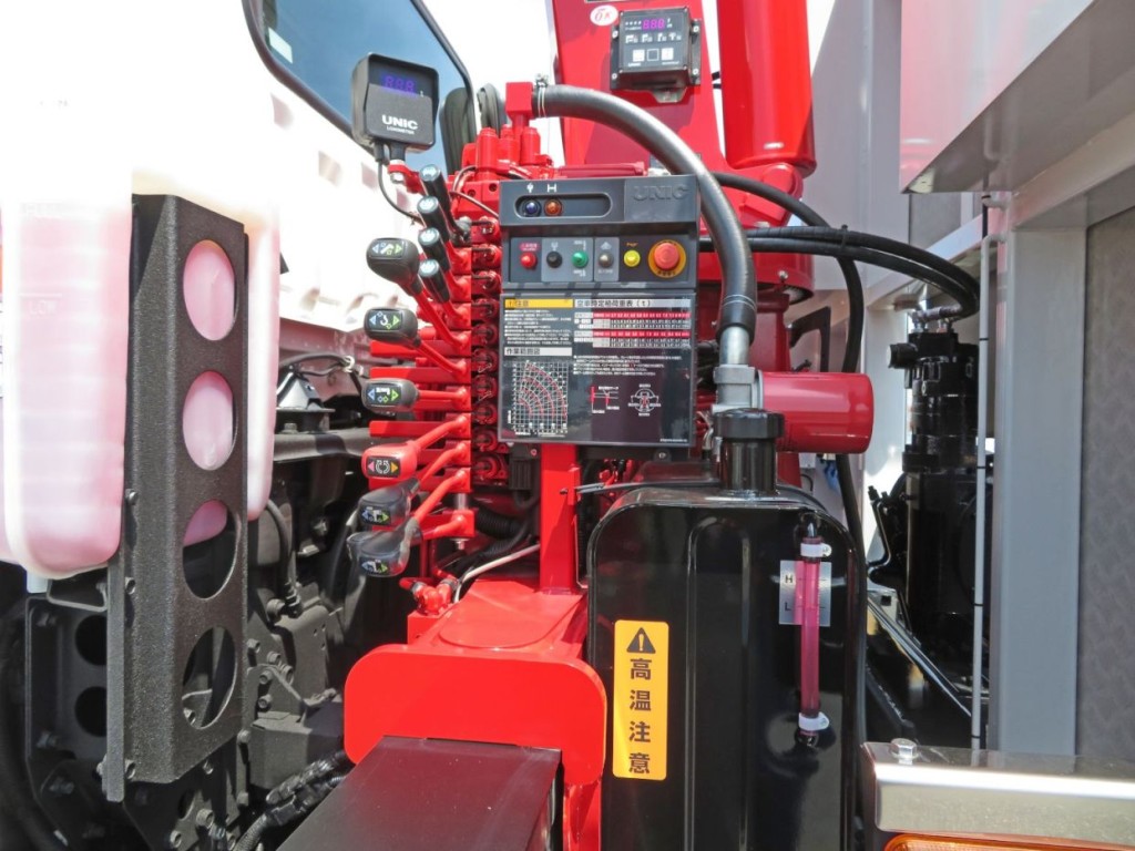 三菱 スーパーグレート 2PG-FY80VYの写真15