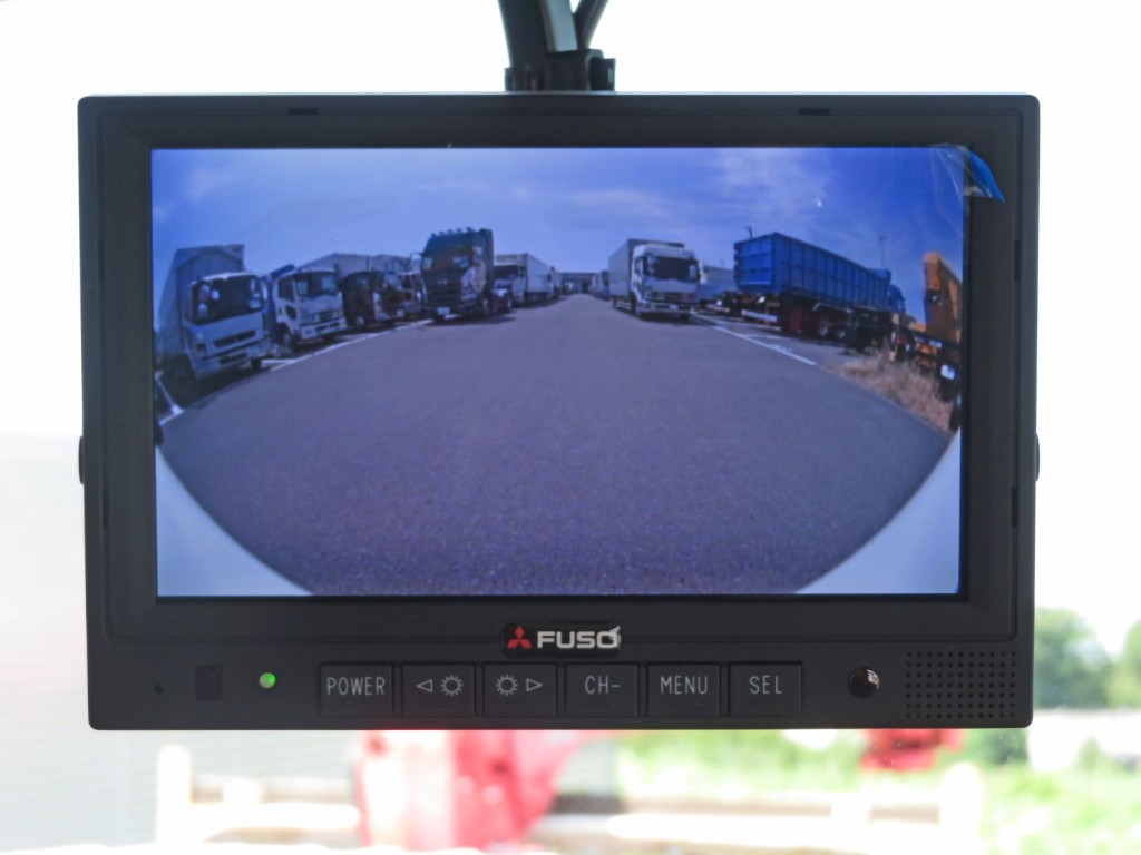 液晶バックモニター付きです。|三菱 スーパーグレート 2PG-FY80VYの写真35