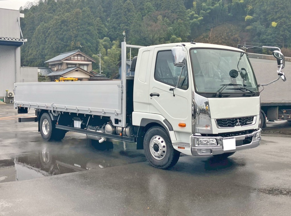 ホイールはアルミ製です。|三菱 ファイター 2KG-FK65F(2WD)の写真2