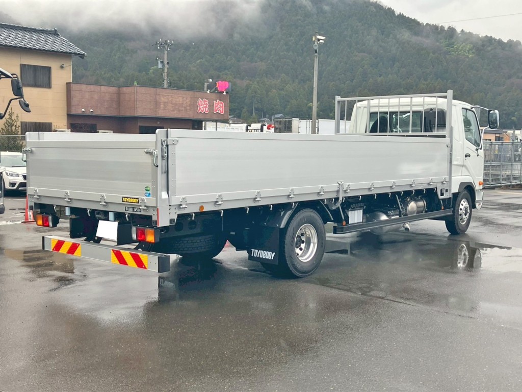 三菱 ファイター 2KG-FK65F(2WD)の写真4