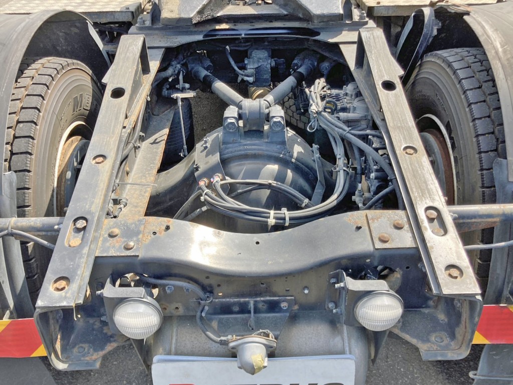 UDトラックス クオン QKG-GK6XADの写真14