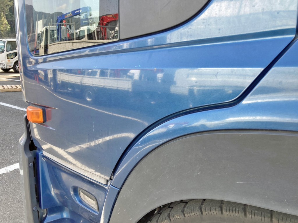 エアサスコントローラ|UDトラックス クオン QKG-GK6XADの写真59