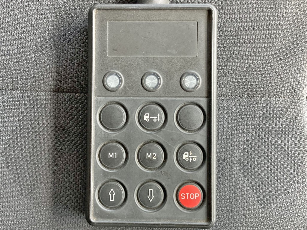 エアサスのコントローラーです。|UDトラックス クオン QKG-GK6XADの写真70