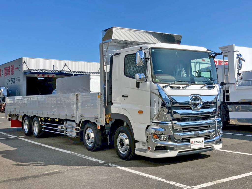 ホイールはアルミ製です。|日野 プロフィア 2KG-FW1AHCの写真2