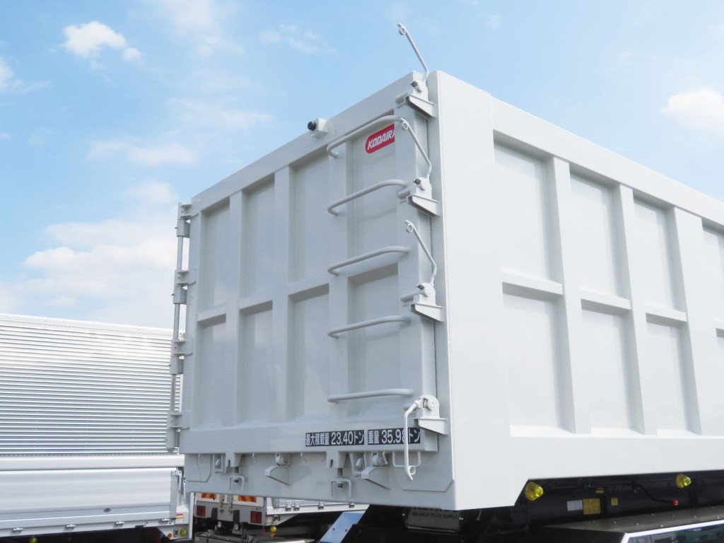 リア扉のロックの状態です。|コダイラ KFL32改の写真18