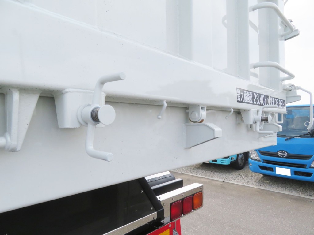 水密ハンドル付きです。|コダイラ KFL32改の写真19