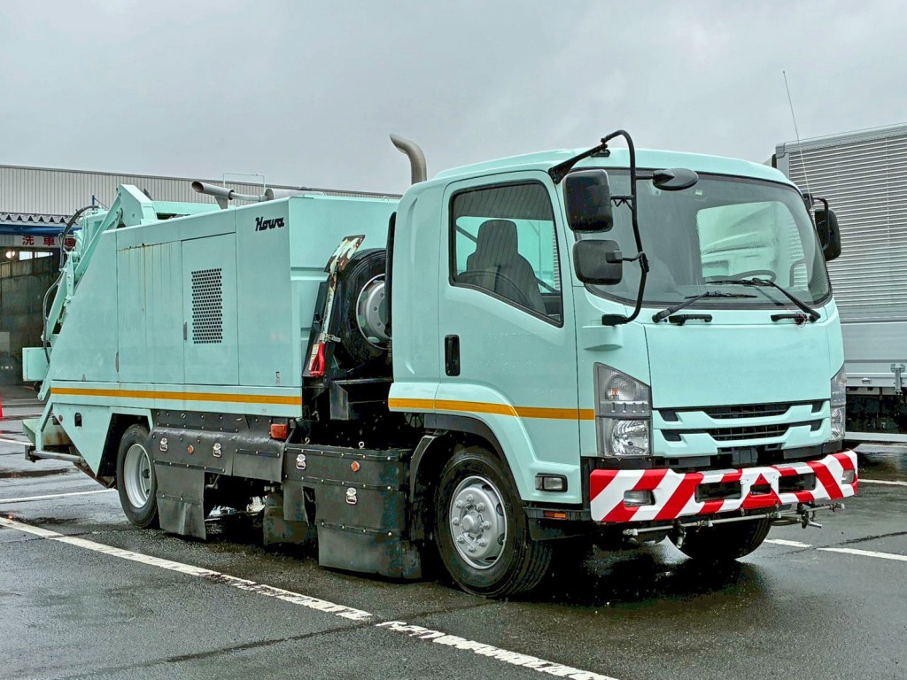 いすゞ フォワード 2PG-FTR90V2改の写真2