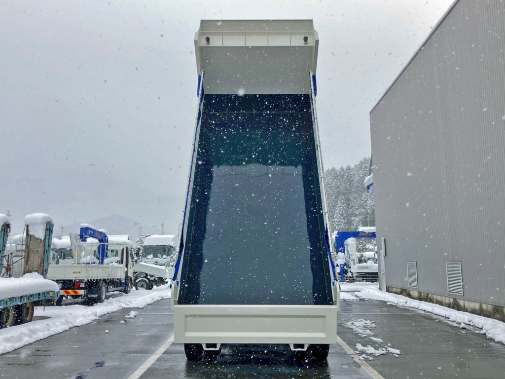 床は鉄板です。|日野 プロフィア QKG-FS1EKDAの写真10