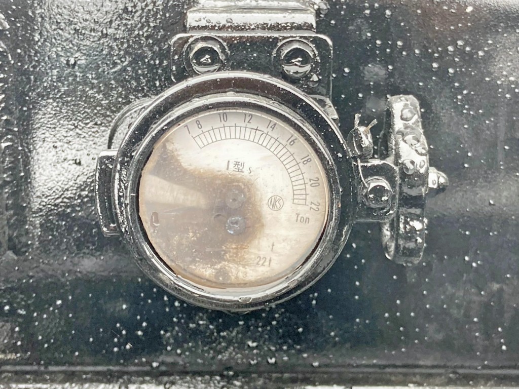 自重計です。|日野 プロフィア QKG-FS1EKDAの写真19