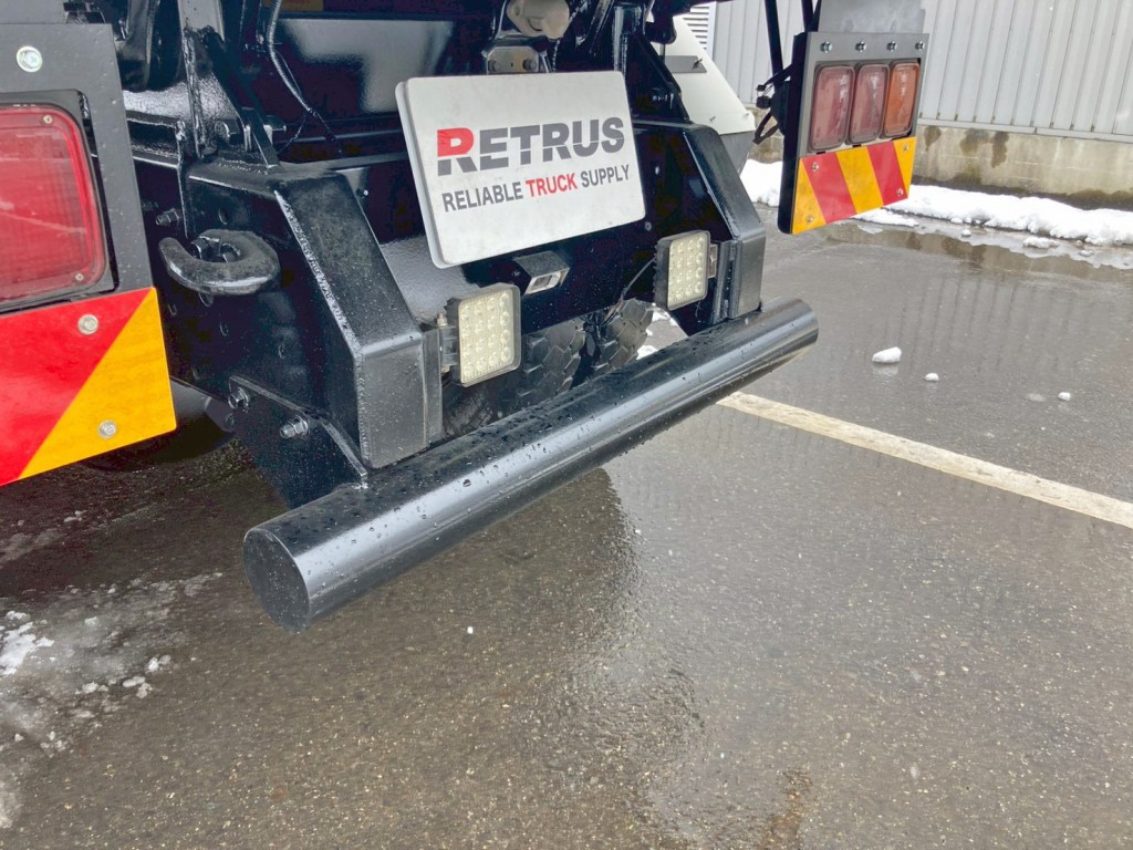 リヤバンパーは車検非対応です。|日野 プロフィア QKG-FS1EKDAの写真24